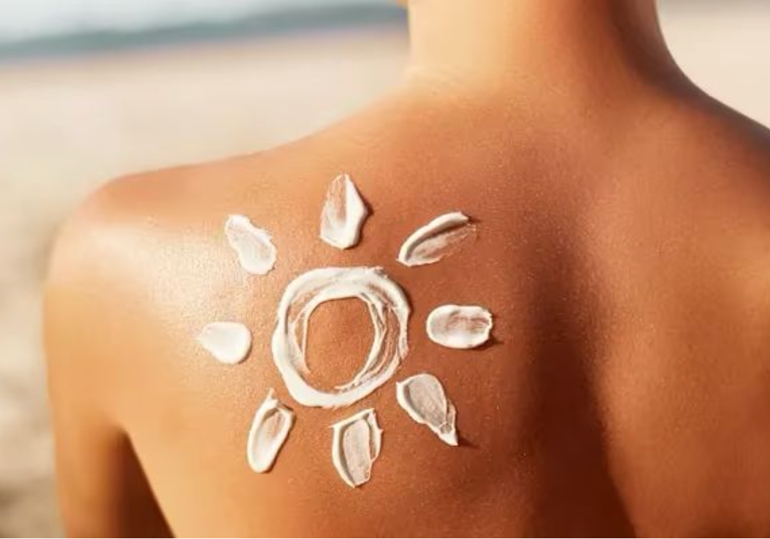 Summer Skin SOS: How to Stay Glowing, Not Greasy