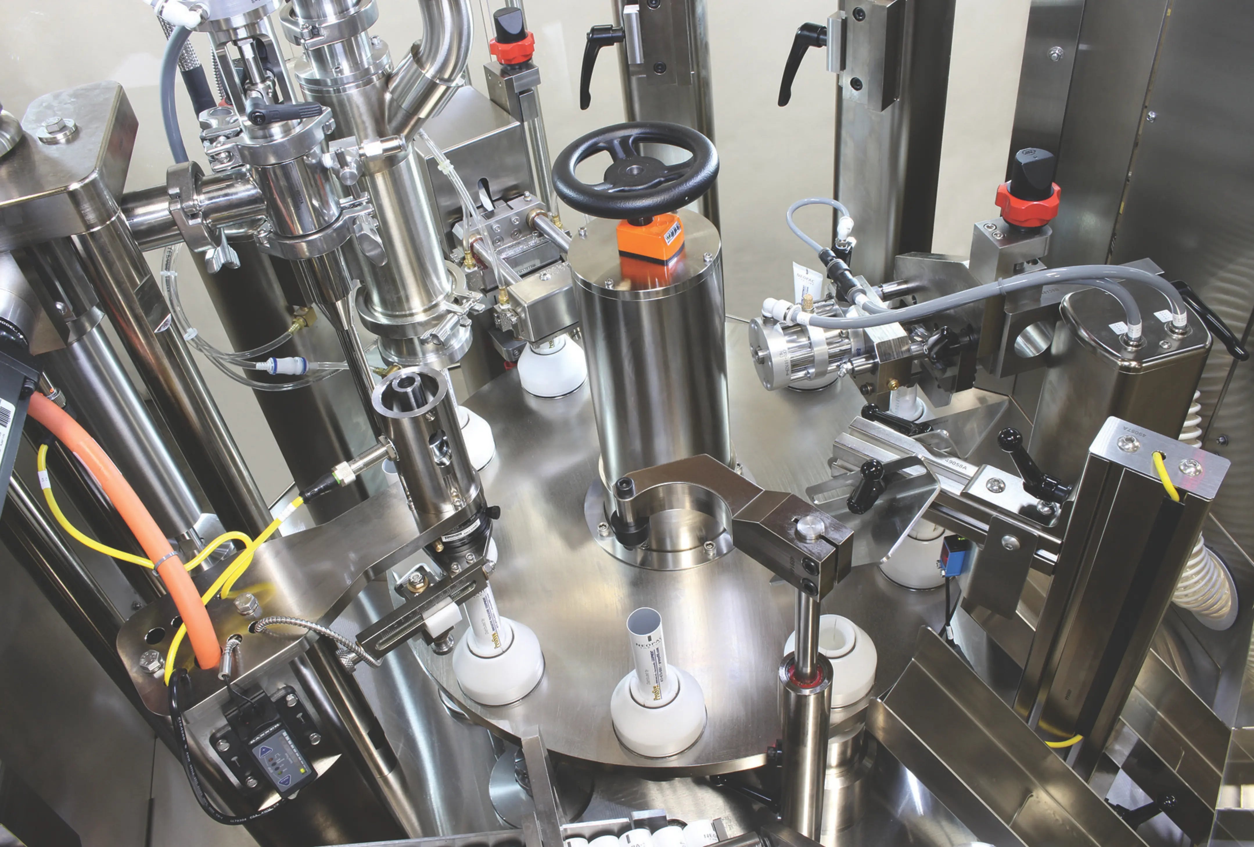 Behind the Formulation: How RawMin Selects the Best Ingredients for Your Skin